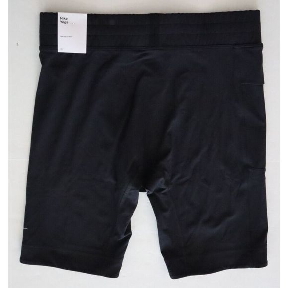 Nike Yoga DQ4890-010 Men's Sz M Black Dri-FIT Tight Fit Training Shorts - Picture 5 of 11